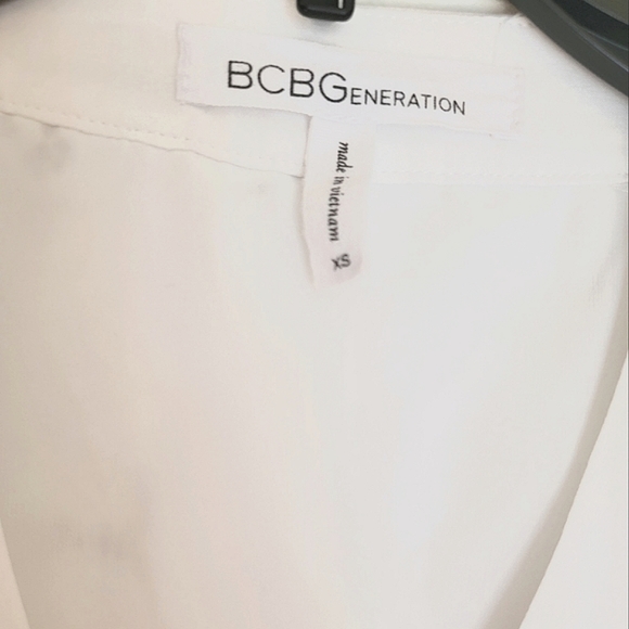 BCBG GENERATION MAXAZRIA WHITE EYELET SUN DRESS SIZE XS - Picture 4 of 10